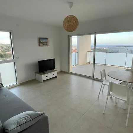 Calvi 2 Pieces Neuf - Vue Piscine 18 M - Proche - Location Par Semaine Complete Apartment