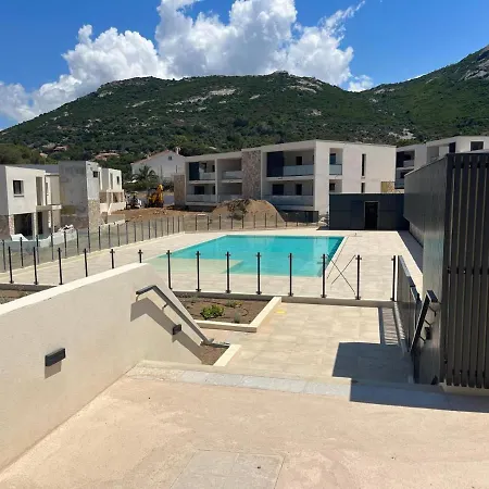 Apartment Calvi 2 Pieces Neuf - Vue Piscine 18 M - Proche - Location Par Semaine Complete *
